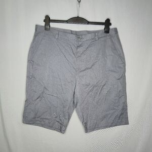 Calvin Klein Men's Casual Shorts Gray Size 36